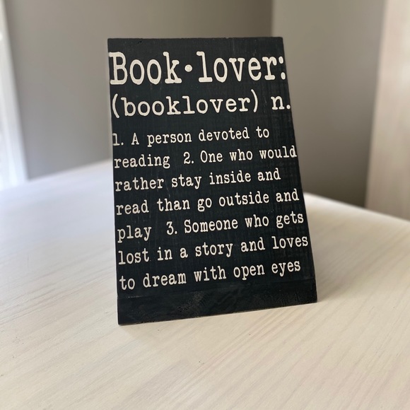 Reclaimed Pine Wood Rustic Farmhouse Book Rest - Picture 2 of 6